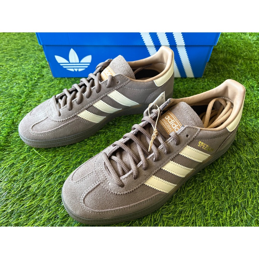 Adidas Originals Handball Spezial Earth & White Gum Womens size 9 Men 7.5 KK1153